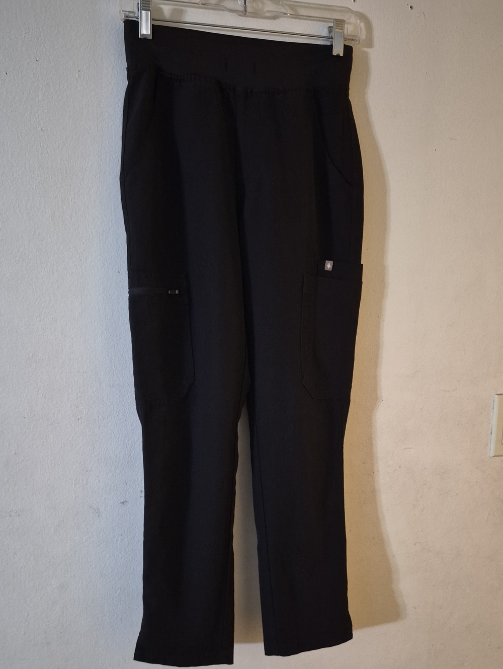 Figs  Technical  Collection Women's Black Straight Leg Cargo Pants